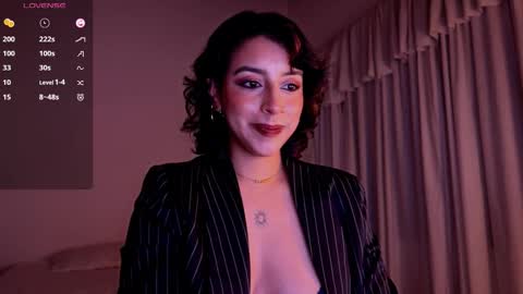 victoriaamelie online show from March 9, 5:44 am