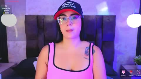Victoria Andrade online show from May 1, 12:43 pm