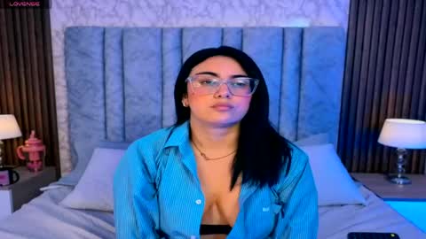 Snapshot of victoriaandrade chatting on May 25, 12:22 pm Victoria Andrade online show from May 25, 12:22 pm