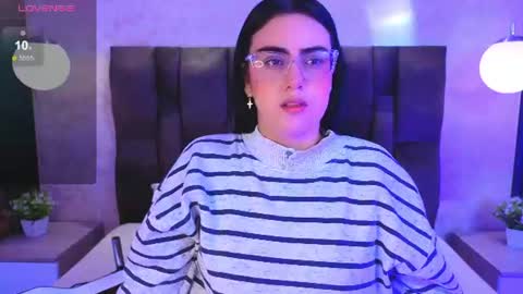 Snapshot of victoriaandrade chatting on June 13, 11:52 am Victoria Andrade online show from June 13, 11:52 am