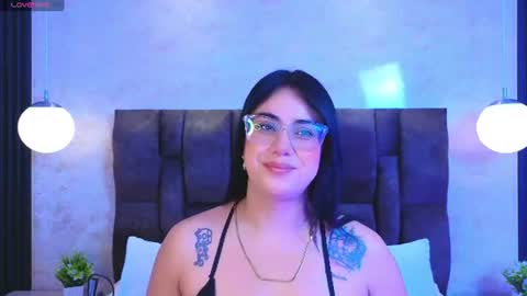 Snapshot of victoriaandrade chatting on July 8, 12:20 pm Victoria Andrade online show from July 8, 12:20 pm