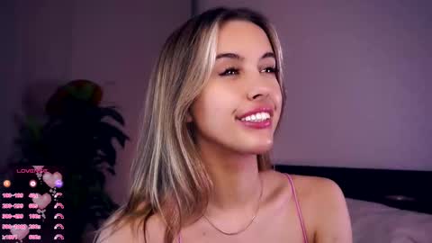 Anasteisha  Day Helen  Night online show from October 14, 7:47 pm