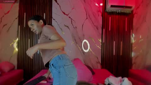 Snapshot of victoriaduarte chatting on November 3, 8:54 pm Victoria online show from November 3, 8:54 pm