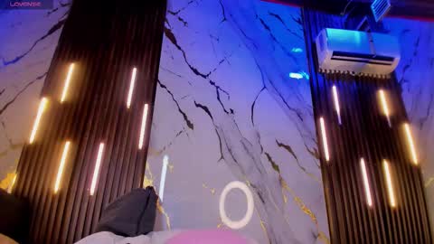 Snapshot of victoriaduarte chatting on November 14, 8:40 pm Victoria online show from November 14, 8:40 pm