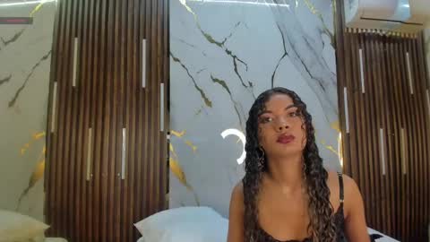 Snapshot of victoriaduarte chatting on May 25, 7:53 pm Victoria online show from May 25, 7:53 pm