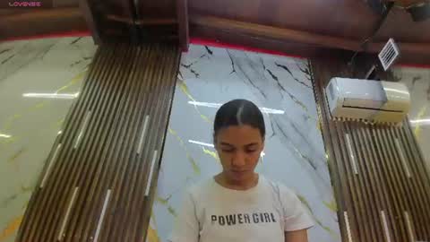 Snapshot of victoriaduarte chatting on June 15, 8:00 pm Victoria online show from June 15, 8:00 pm