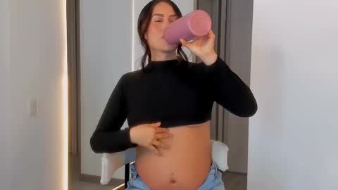 Vcitoria online show from January 11, 12:15 am