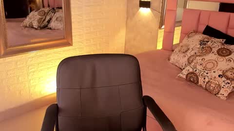 VICTORIA online show from January 22, 10:59 pm