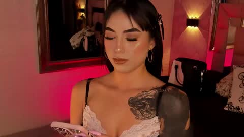 VICTORIA online show from February 11, 7:48 pm