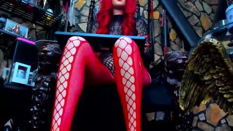 Snapshot of victoriaheller chatting on September 10, 6:13 am Victoria Heller online show from September 10, 6:13 am