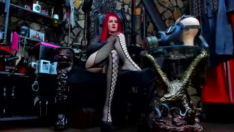 Snapshot of victoriaheller chatting on September 13, 5:51 am Victoria Heller online show from September 13, 5:51 am