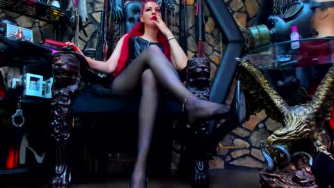 Snapshot of victoriaheller chatting on September 21, 7:10 am Victoria Heller online show from September 21, 7:10 am