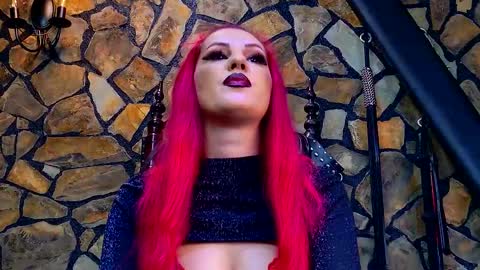 Snapshot of victoriaheller chatting on November 29, 5:54 am Victoria Heller online show from November 29, 5:54 am