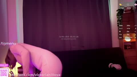 Snapshot of victoriahillova chatting on June 19, 7:01 am Victoria Hillova online show from June 19, 7:01 am