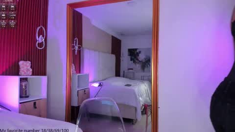 Maria Victoria online show from November 15, 11:29 am