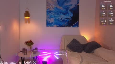 Snapshot of victoriaregia1 chatting on May 2, 11:37 am Maria Victoria online show from May 2, 11:37 am