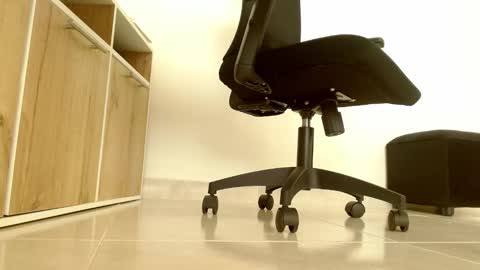 Victoria online show from February 27, 5:46 pm