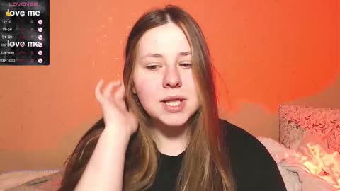 victoriassecrets_ online show from February 17, 1:10 pm