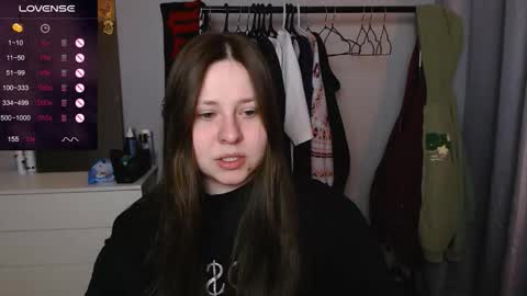 Snapshot of victoriassecrets_ chatting on February 20, 5:57 pm victoriassecrets_ online show from February 20, 5:57 pm