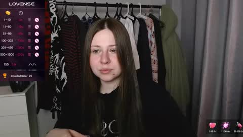 Snapshot of victoriassecrets_ chatting on February 21, 7:15 pm victoriassecrets_ online show from February 21, 7:15 pm