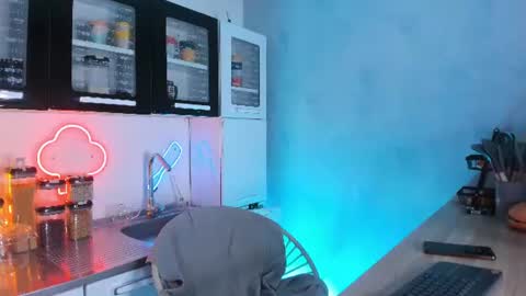 Snapshot of victoriastrom_ chatting on July 5, 8:05 pm victoriastrom online show from July 5, 8:05 pm