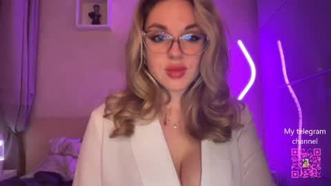 Victoria online show from April 28, 8:58 pm