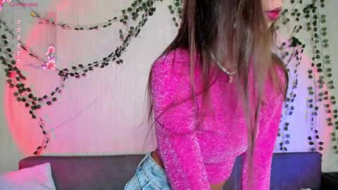 Snapshot of victoriawilder chatting on October 28, 6:32 pm Victoria online show from October 28, 6:32 pm