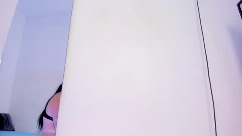 Snapshot of victoriia_munoz chatting on June 3, 2:33 pm victoria online show from June 3, 2:33 pm