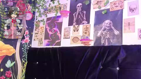 Snapshot of victoriia_thompson chatting on March 1, 8:11 pm victoriia_thompson online show from March 1, 8:11 pm