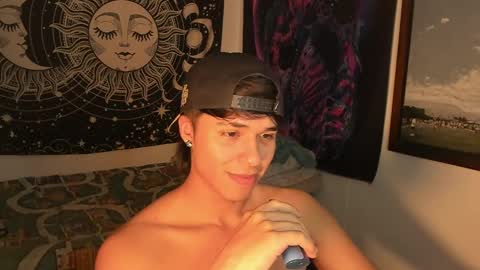 Victorino Jhonson online show from December 19, 2:45 am