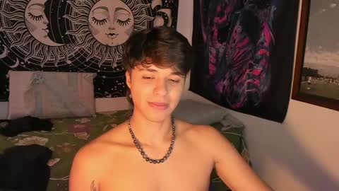 Victorino Jhonson online show from December 25, 3:06 pm