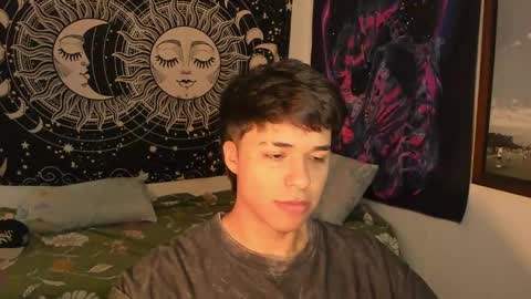 Victorino Jhonson online show from January 3, 6:46 pm