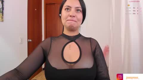 V  I C  T O R I A  online show from March 11, 8:31 pm