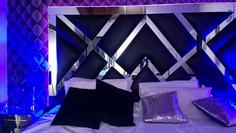 Snapshot of victtoria_lee chatting on September 10, 8:20 pm victtoria lee online show from September 10, 8:20 pm