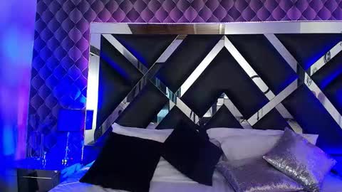 Snapshot of victtoria_lee chatting on November 26, 10:33 pm victtoria lee online show from November 26, 10:33 pm