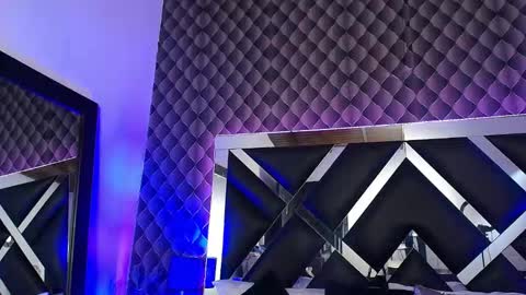 Snapshot of victtoria_lee chatting on November 29, 7:06 pm victtoria lee online show from November 29, 7:06 pm