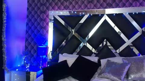 victtoria lee online show from August 1, 7:24 pm