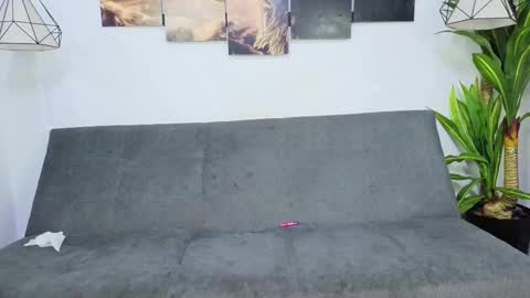 Snapshot of vida_web chatting on October 7, 12:57 pm HADE LEONEL ALEX online show from October 7, 12:57 pm