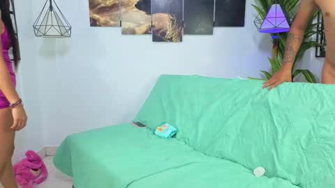 Snapshot of vida_web chatting on October 14, 12:50 pm HADE LEONEL ALEX online show from October 14, 12:50 pm