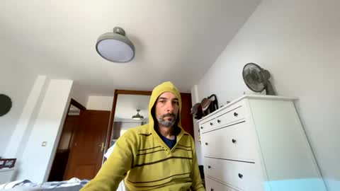 Snapshot of vidalter chatting on December 15, 10:07 am Vidalter online show from December 15, 10:07 am