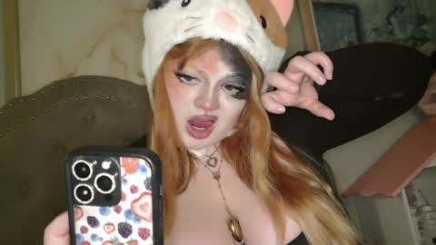 viennavisabelle online show from May 6, 4:30 am