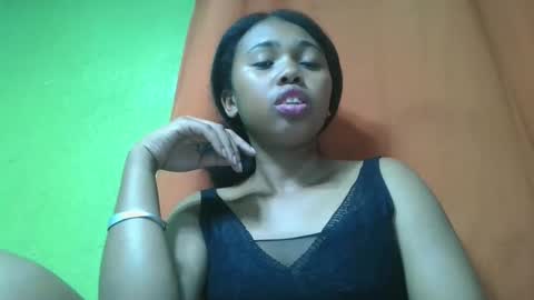 Snapshot of vierge28430 chatting on May 1, 4:22 pm vierge28430 online show from May 1, 4:22 pm