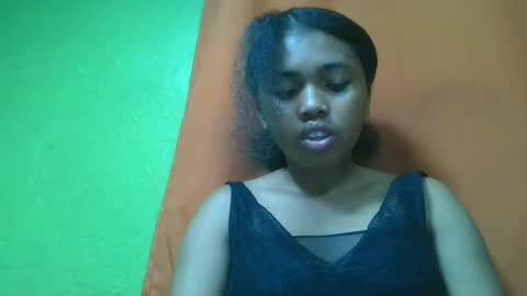 Snapshot of vierge28430 chatting on May 26, 6:42 am vierge28430 online show from May 26, 6:42 am