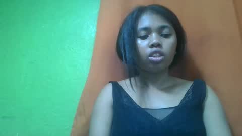 Snapshot of vierge28430 chatting on May 31, 6:09 pm vierge28430 online show from May 31, 6:09 pm