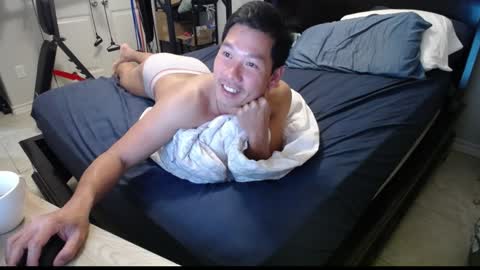 Snapshot of vietnamese23 chatting on January 5, 2:49 am wonderful online show from January 5, 2:49 am