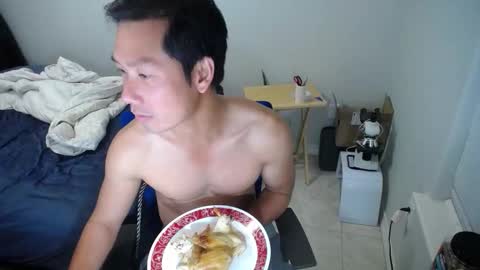 Snapshot of vietnamese23 chatting on November 6, 12:33 am wonderful online show from November 6, 12:33 am