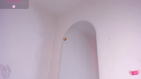 Snapshot of viioleett_cum chatting on June 10, 1:10 pm viioleett_cum online show from June 10, 1:10 pm