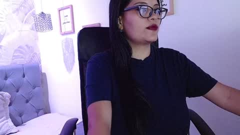 Snapshot of viiolleta chatting on January 8, 12:37 pm viioleta online show from January 8, 12:37 pm