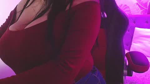 Snapshot of viiolleta chatting on January 28, 12:22 pm viioleta online show from January 28, 12:22 pm