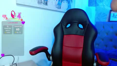 Snapshot of viiolleta chatting on October 15, 12:49 pm viioleta online show from October 15, 12:49 pm